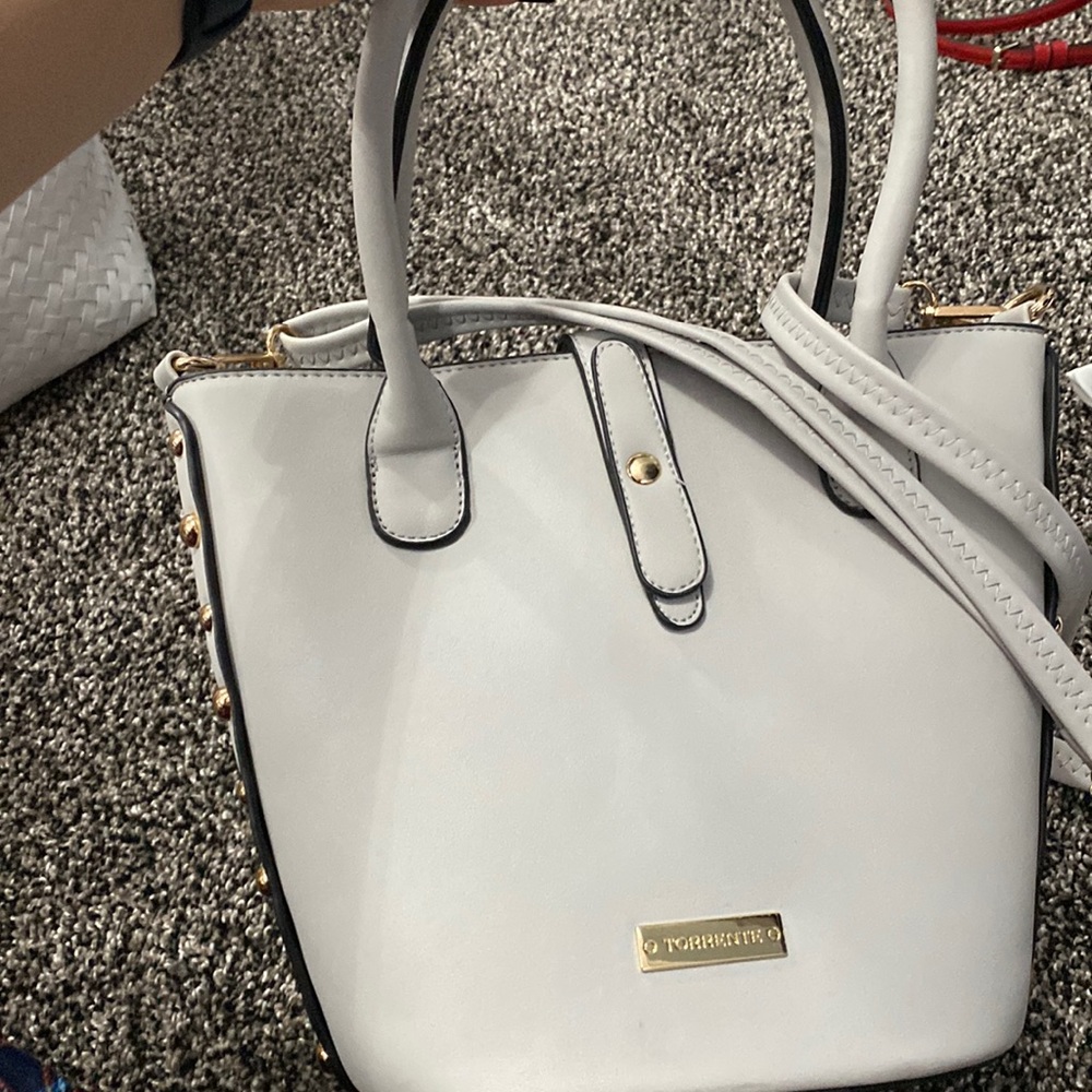 crossbody bucket bag